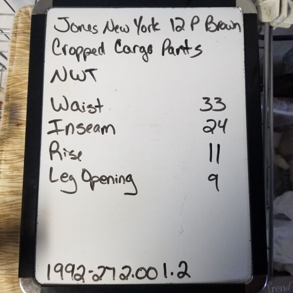 Jones New York 12P Petite Pants Cargo Cropped Capri Brown Cotton Basic NEW - Picture 10 of 10